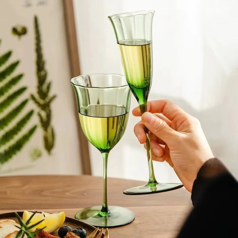 Nordic Retro Flower Wine Glasses Champagne Cup Set Crystal Goblet Glass Cocktail Glass Martini Cup Ribbed Pink Green Wine Glasse - Kelche24